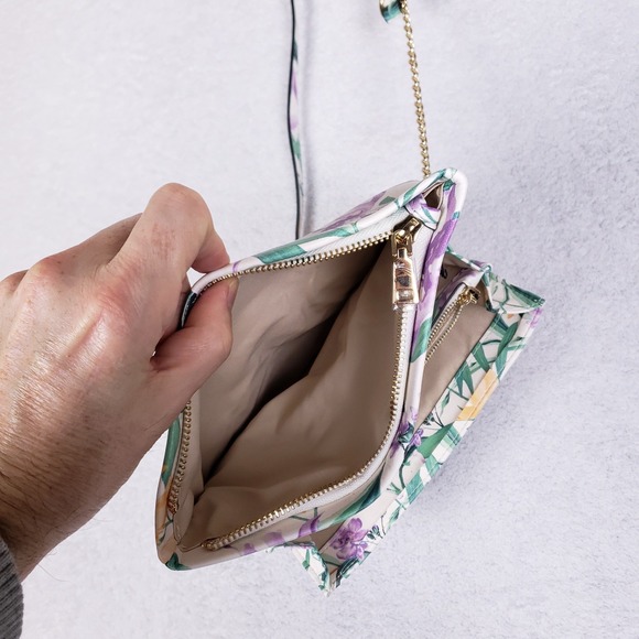 INC Averry Floral Crossbody Wallet on Chain Plia Garden White Purse One Size - Picture 7 of 11
